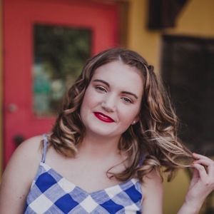 Meet your Posher, Itofficiallyava